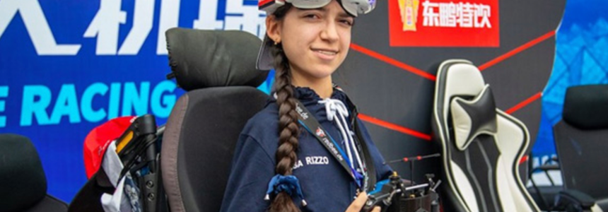 Stem på Luisa og gør en dronepilot til Årets Atlet 2023